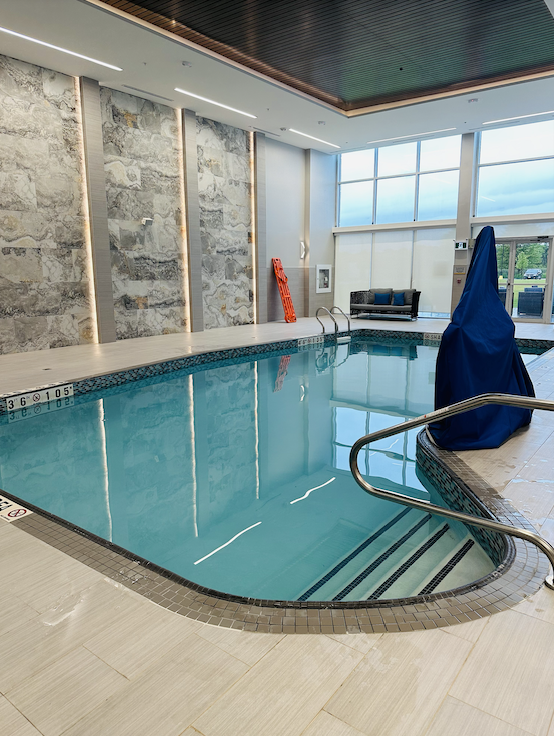 doubletree home 2 suites kingston swimming pool